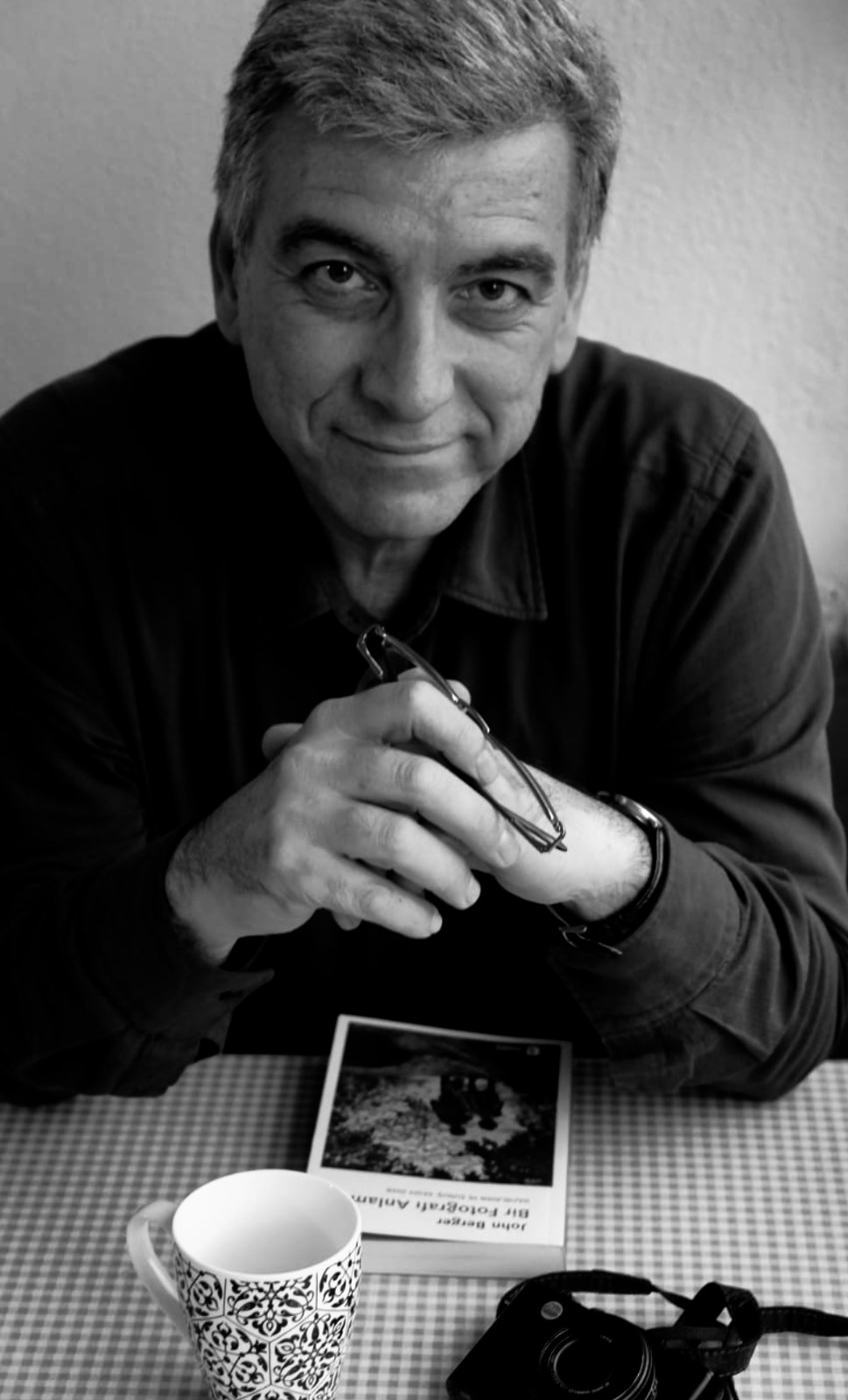 M. Özcan Taras (1959, Hereke) — Makine mühendisi, fotoğrafçı ve eğitimci; KASK eski başkanı, Türkiye Fotoğraf Sanatı Federasyonu (TFSF) kurucu başkanı.